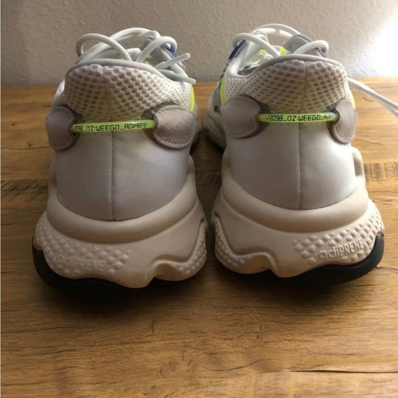 Adidas Ozweego - Picture 3 of 4